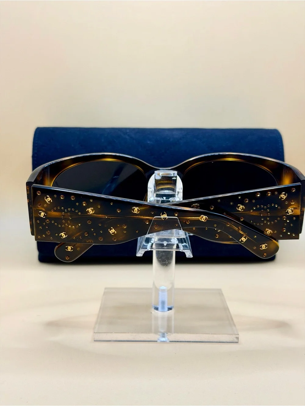 CHANEL Brown Tortoiseshell Square Sunglasses with Black Quilted Case